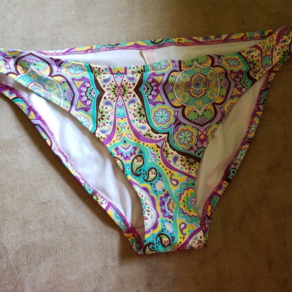 Bikini set - Picture 3 of 5